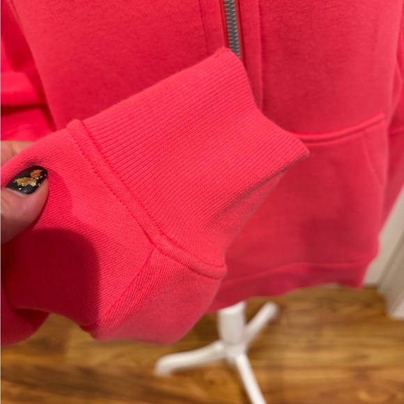 Lululemon Athletica Scuba Bright Pink Hoodie - Picture 5 of 10